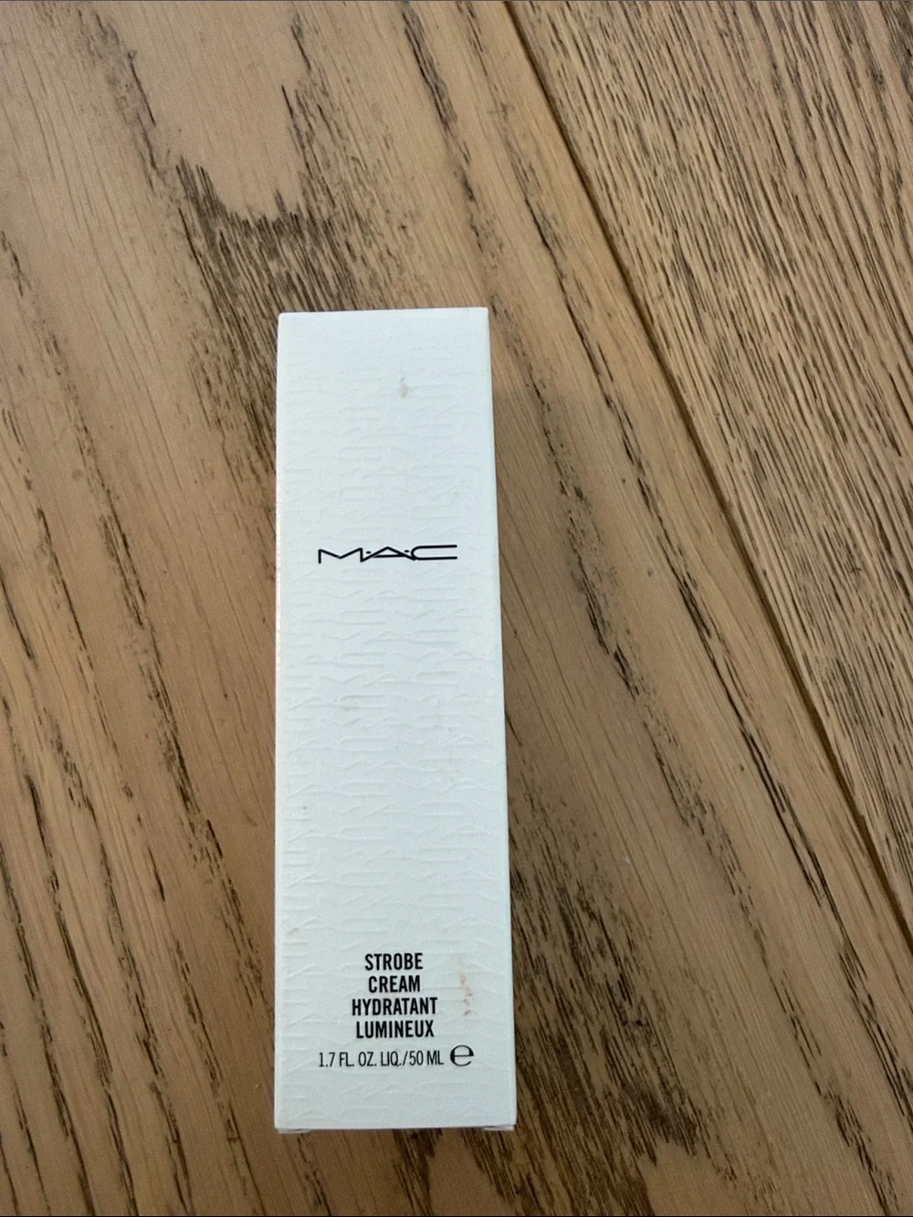 MAC Cosmetics Strobe Cream Moisturizer - peachlite